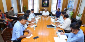 ಕೆರೆಗಳ ಮೇಲೆ ಫ್ಲೋಟಿಂಗ್ ಸೋಲಾರ್ ಪ್ಯಾನೆಲ್ – ತಜ್ಞರ ಜೊತೆ ಸಭೆ ತೇಲುವ ಸೌರ ವಿದ್ಯುತ್ ಘಟಕಗಳ ನಿರ್ಮಾಣದ ಬಗ್ಗೆ ಸಚಿವ ಎನ್ ಎಸ್ ಭೋಸರಾಜು ಚರ್ಚೆ