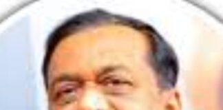 ದೇವರಾಜ ಅರಸರು ಮುಸ್ಲಿಂ ಸಮುದಾಯವನ್ನು ಹಿಂದುಳಿದ ವರ್ಗಗಳ ಪಟ್ಟಿಗೆ ಸೇರಿಸಿದರು. ದೇವೇಗೌಡರು ತಾವು ಮಾಡಿದ್ದೆಂದು ಹೇಳುತ್ತಿರುವುದು ಅಪ್ಪಟ ಸುಳ್ಳು.