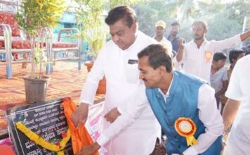 ಹೆಣ್ಣು ಮಕ್ಕಳ ಹಿರಿಯ ಪ್ರಾಥಮಿಕ ಶಾಲೆಯಲ್ಲಿ ಶೌಚಾಲಯ ಸೌಲಭ್ಯ ಒದಗಿಸಲು ಉಸ್ತುವಾರಿ ಸಚಿವರಿಗೆ ಮನವಿ!!!!!