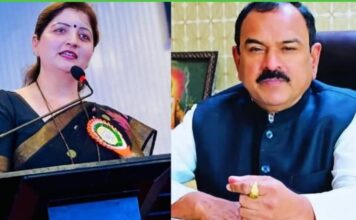 ದೇವಮಾನವನ ಫೋನ್ನಲ್ಲಿ ಅಡಗಿದೆಯೇ ಮಹಾರಾಷ್ಟ್ರ ರಾಜಕಾರಣದ ಜಾತಕ?ಅಶೋಕ್ ಖಾರಟ್ ಪ್ರಕರಣದ ಸ್ಫೋಟಕ ಟ್ವಿಸ್ಟ್