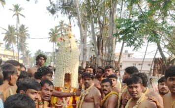 ವೈಭವದ ಐತಿಹಾಸಿಕ ಕೆಂಗೇರಿ ಯಲ್ಲಮ್ಮ ದೇವಿಯ 50ನೇ ವರ್ಷದ ಕರಗೋತ್ಸವ.