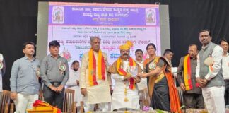 ಕಾಯಕ ರತ್ನ ಮತ್ತು ಅತ್ಯುತ್ತಮ ಸೇವಾ ಸಂಸ್ಥೆ ಪ್ರಶಸ್ತಿ ಪ್ರದಾನ