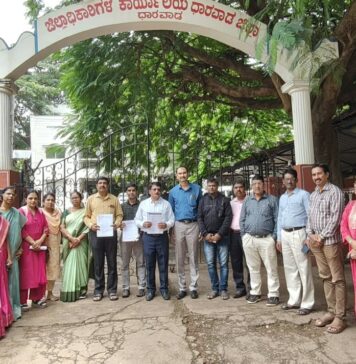 ತೃತೀಯ ಭಾಷೆಯಾಗಿ ಹಿಂದಿ ವಿಷಯದ ಅಧ್ಯಯನವನ್ನು ಮುಂದುವರಿಸುವ ಹಾಗೂ ಹಿಂದಿ ಬಿ.ಈಡಿ ಪದವಿಧರನ್ನು ೧೫ ಸಾವಿರ ಶಿಕ್ಷಕರ ನೆಮಕಾತಿಯಲ್ಲಿ ಪರಿಗಣಿಸುವಂತೆ ಹಿಂದಿ ಭಾಷಾ ಪ್ರಾಥಮಿಕ ಹಾಗೂ ಪ್ರೌಢ ಶಾಲಾ ಶಿಕ್ಷಕರ ಒತ್ತಾಯ