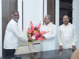 ಸಿದ್ದರಾಮಯ್ಯ ನಿವಾಸಕ್ಕೆ ಸಚಿವ ಕೆ.ಎಸ್.ಬಸವಂತಪ್ಪ ಭೇಟಿ.ನೊಂದವರ ಕಣ್ಣೀರು ಒರೆಸುವಂತೆ ಮಾಜಿ ಸಿಎಂ ಸಲಹೆ