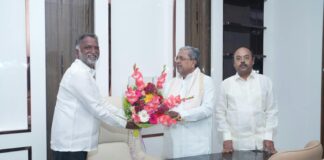 ಸಿದ್ದರಾಮಯ್ಯ ನಿವಾಸಕ್ಕೆ ಸಚಿವ ಕೆ.ಎಸ್.ಬಸವಂತಪ್ಪ ಭೇಟಿ.ನೊಂದವರ ಕಣ್ಣೀರು ಒರೆಸುವಂತೆ ಮಾಜಿ ಸಿಎಂ ಸಲಹೆ